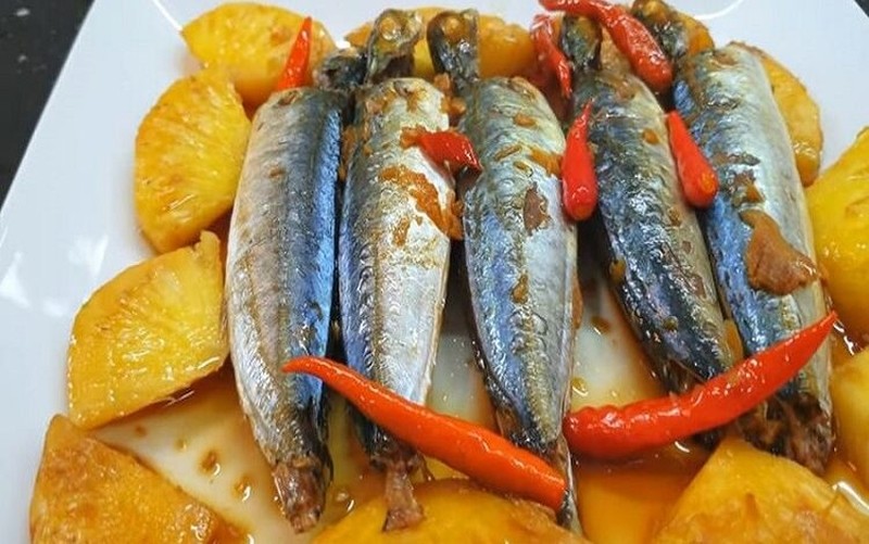 Cá nục kho dứa là món chống ngán ngày nắng nóng